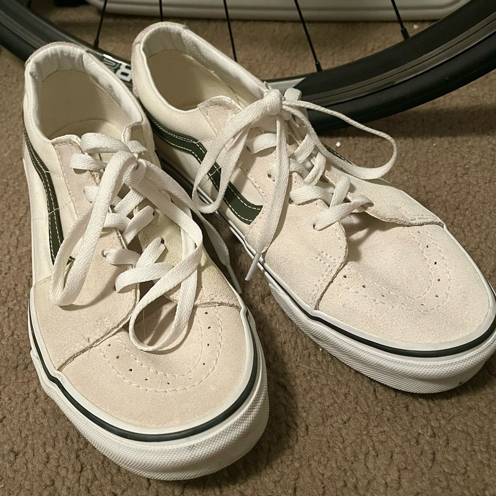 Vans old school shoes, off white, men’s size 10.5